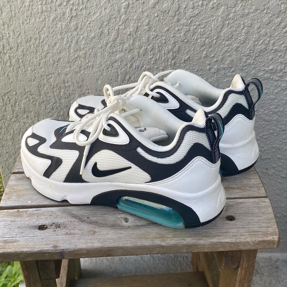 Nike AirMax 200 Sneakers